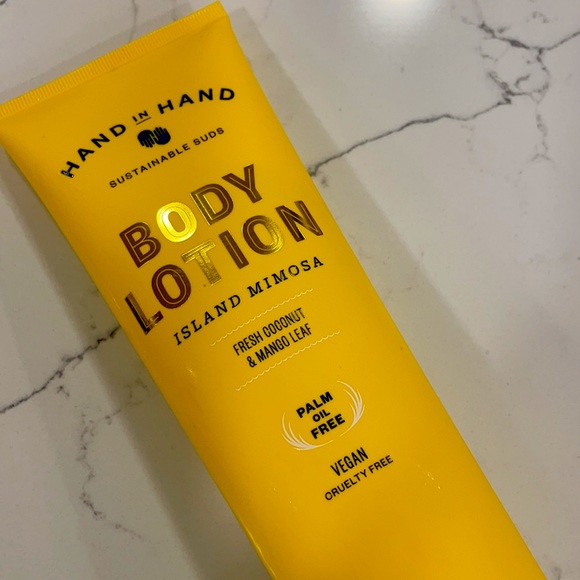 NWT Hand in Hand 🖐 Body Lotion - Picture 2 of 5
